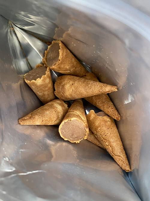 Customer review cone Space Cake